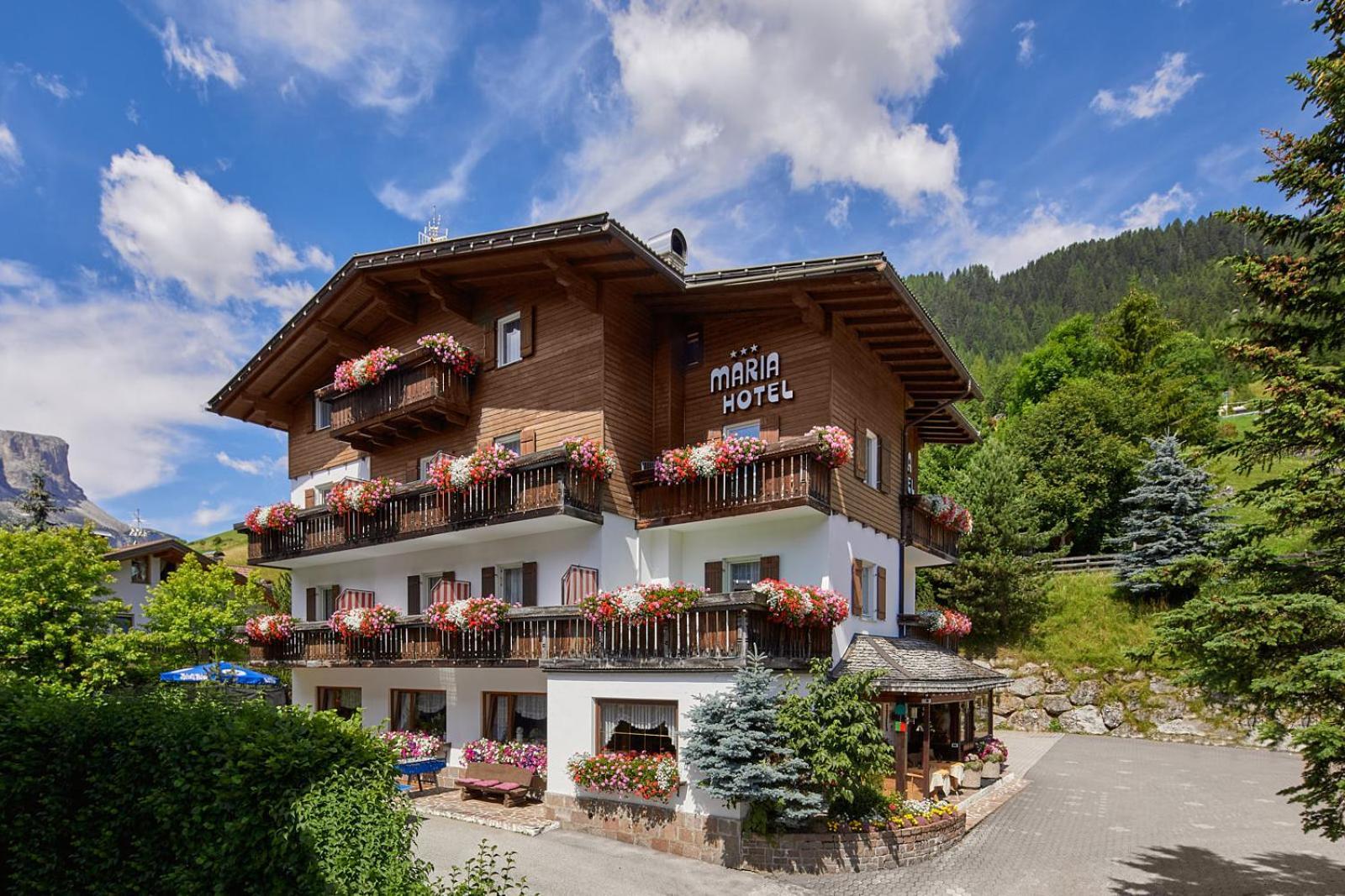 Hotel Maria Corvara In Badia Εξωτερικό φωτογραφία