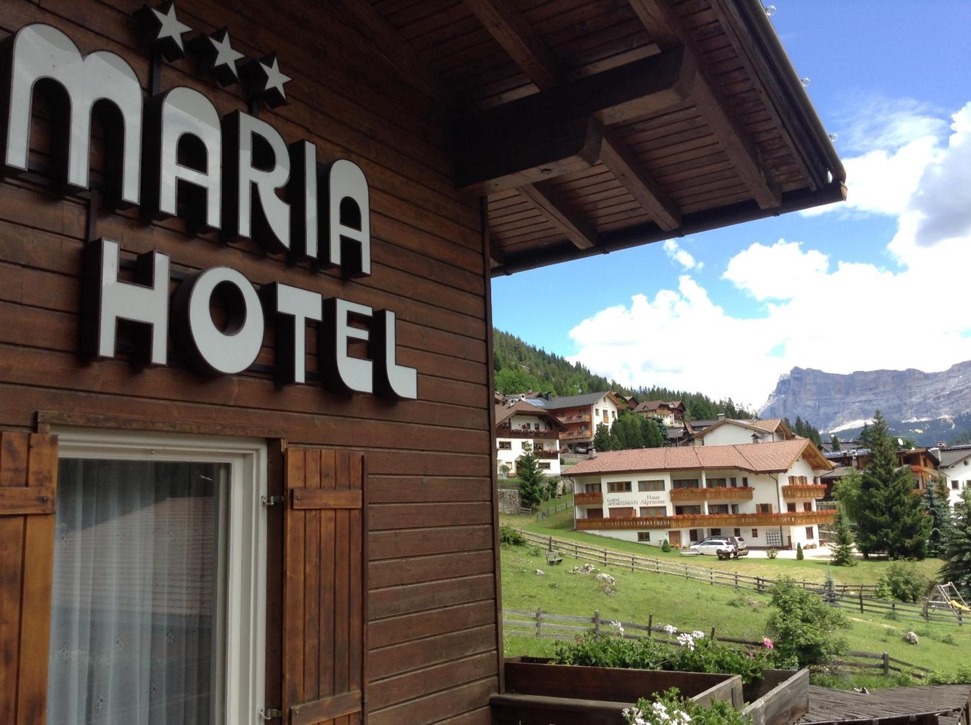 Hotel Maria Corvara In Badia Εξωτερικό φωτογραφία